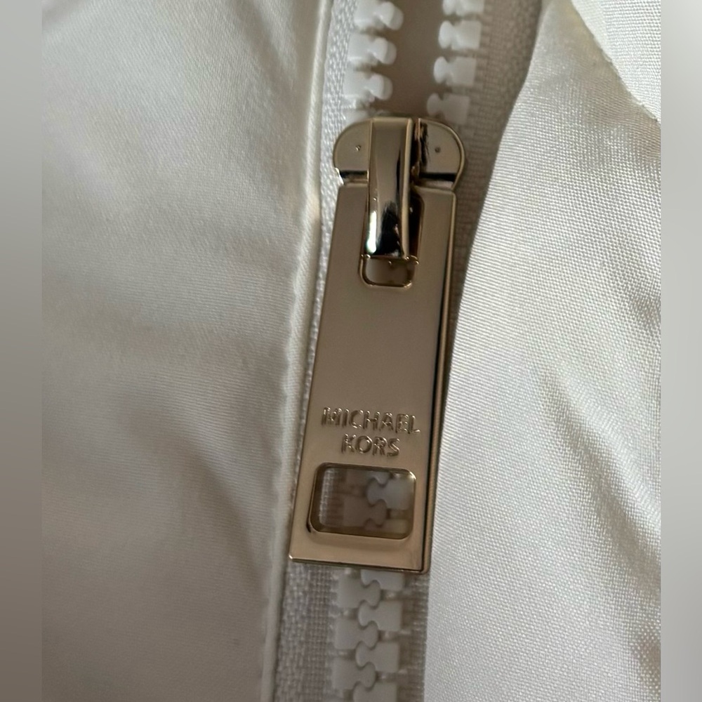 Michael Kors 💅❄️ Bone White Coat Belted MK Jacket Plush Fur Hood NWT $280 - Picture 7 of 13